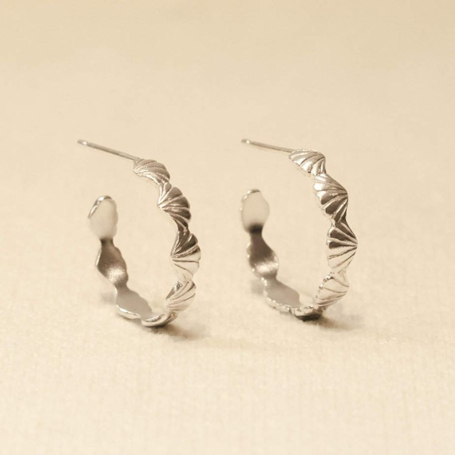 Earrings Rosie Kent | Silver Tiny Shell Light Hoop Earrings